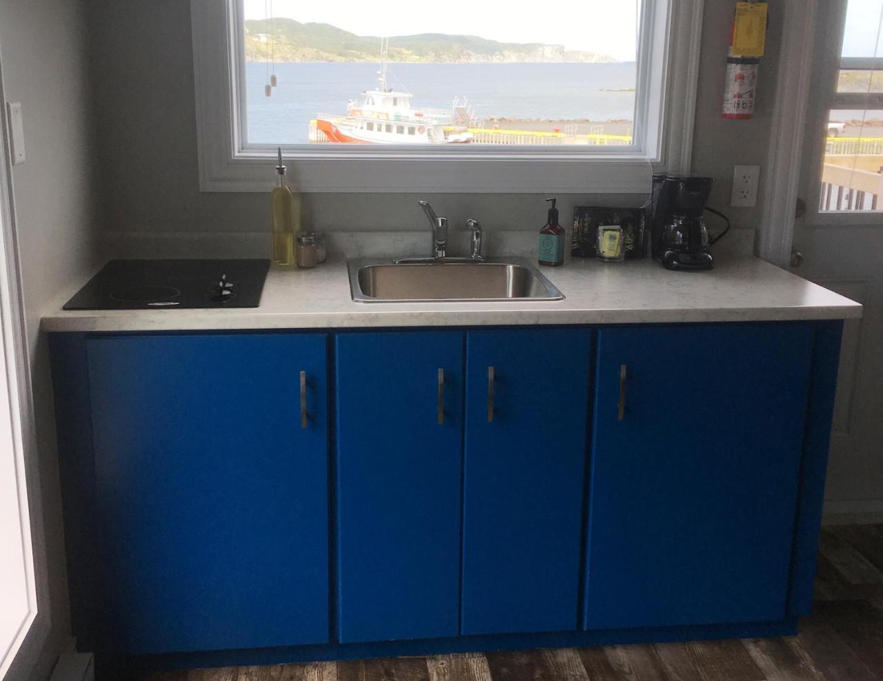 Toulinguet Inn - Suites Twillingate Exterior photo